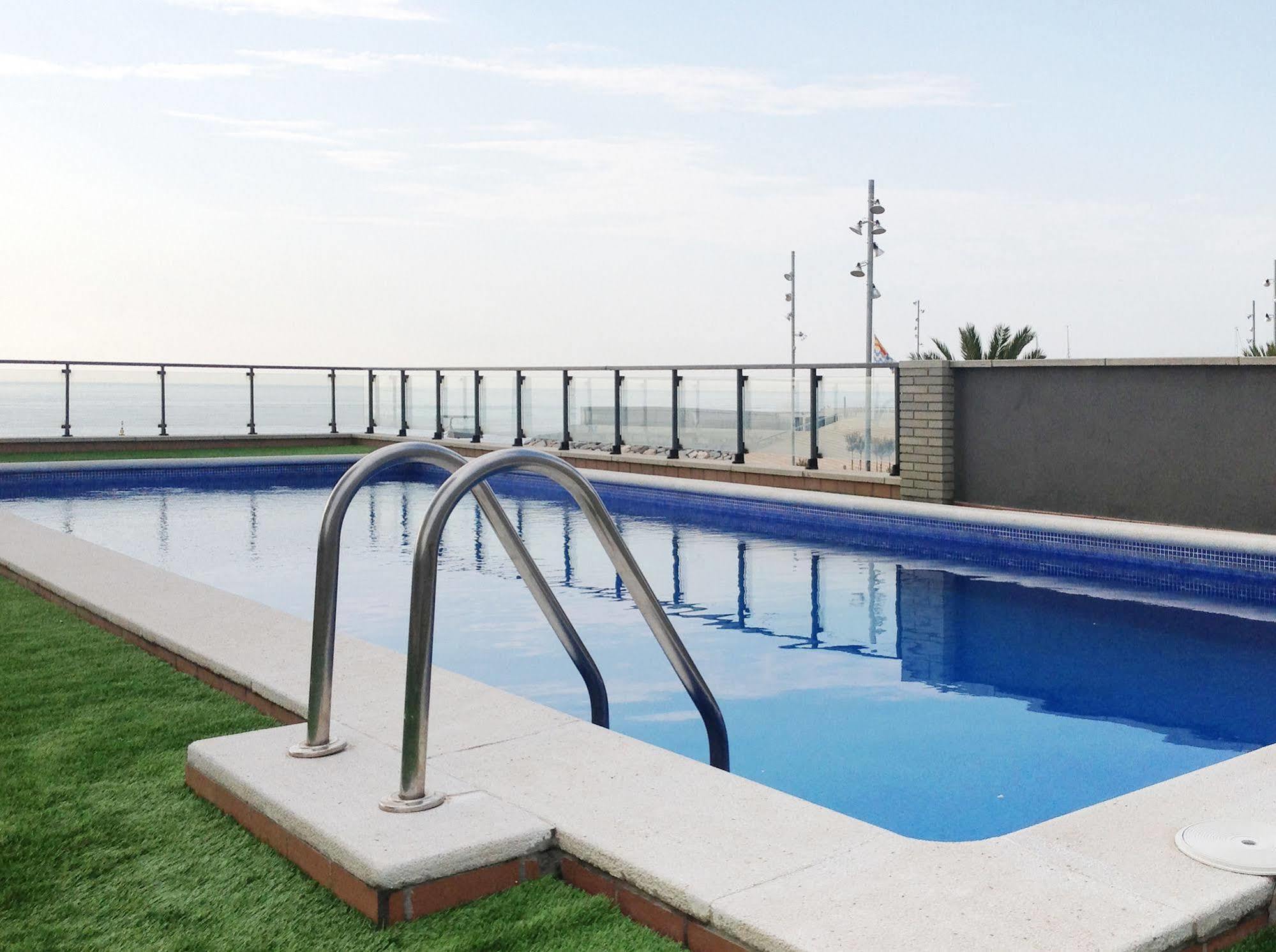 Alcam Badalona Playa Norte エクステリア 写真