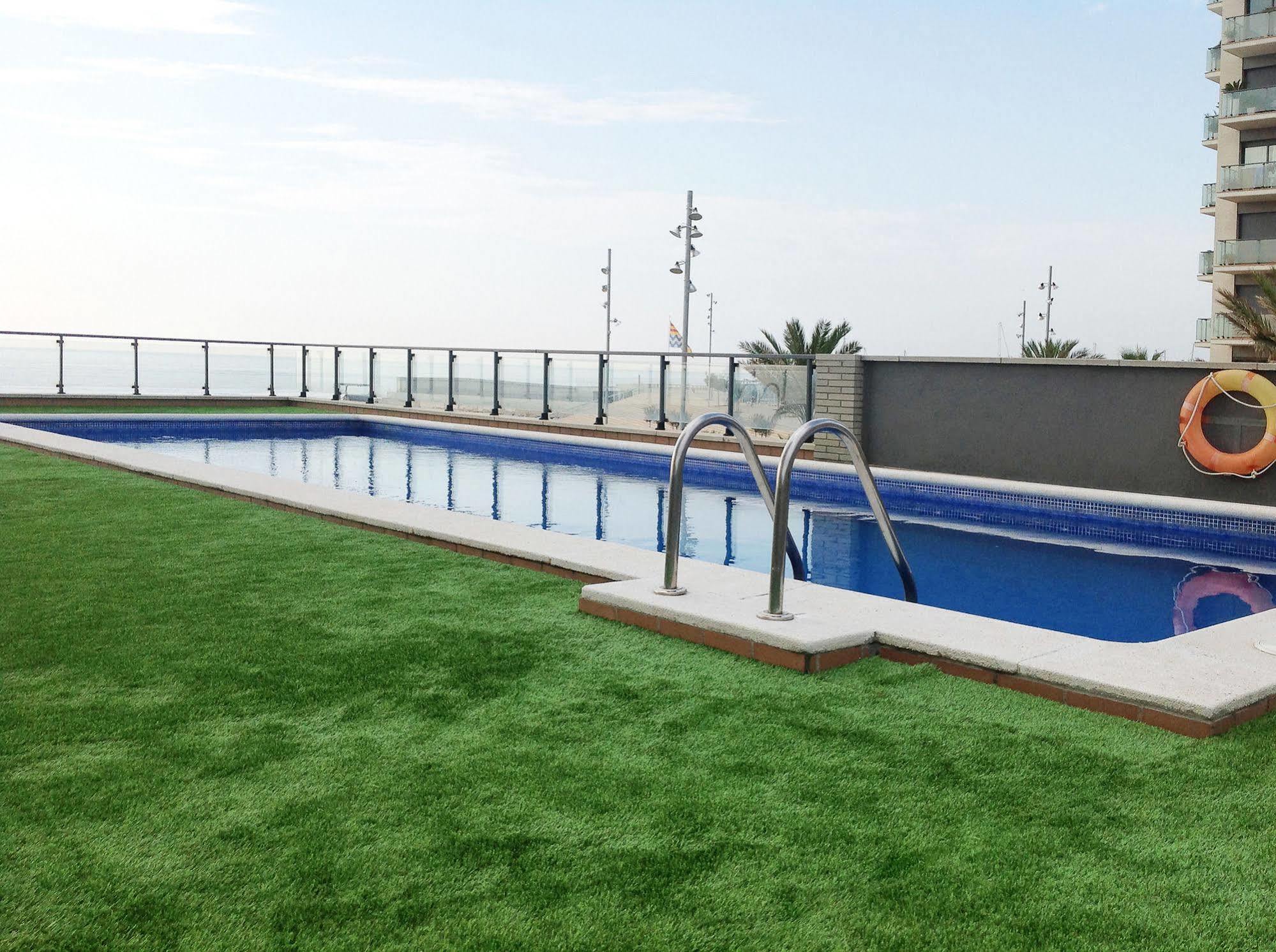 Alcam Badalona Playa Norte エクステリア 写真